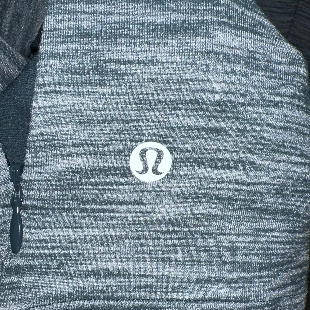 lululemon athletica size 10